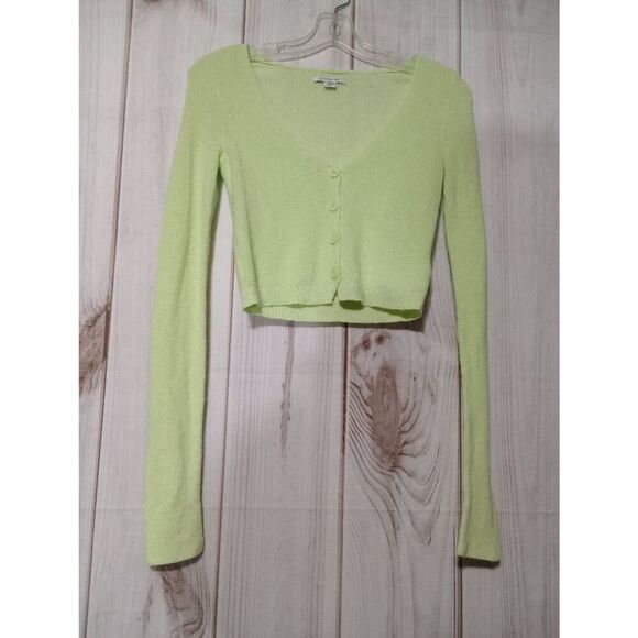 American Eagle Sweater Ladies Extra Small Pistachio Green Cropped Cardigan‎ - Picture 1 of 6